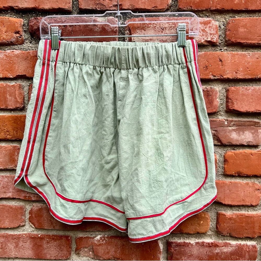 Urban Dazy Embroidered Floral Boho Shorts - Picture 5 of 6